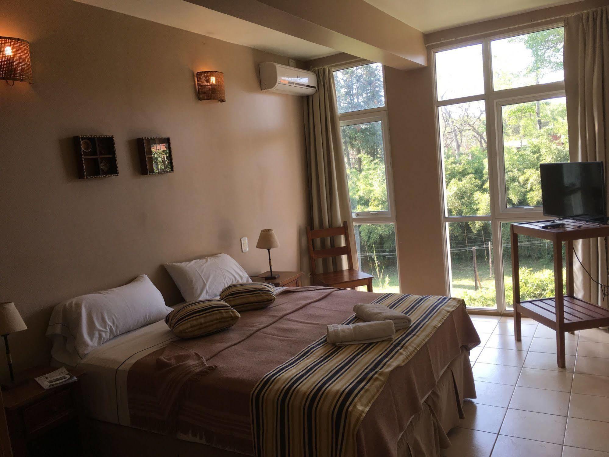 Iguazu Inn Hostel Puerto Iguazú Dış mekan fotoğraf