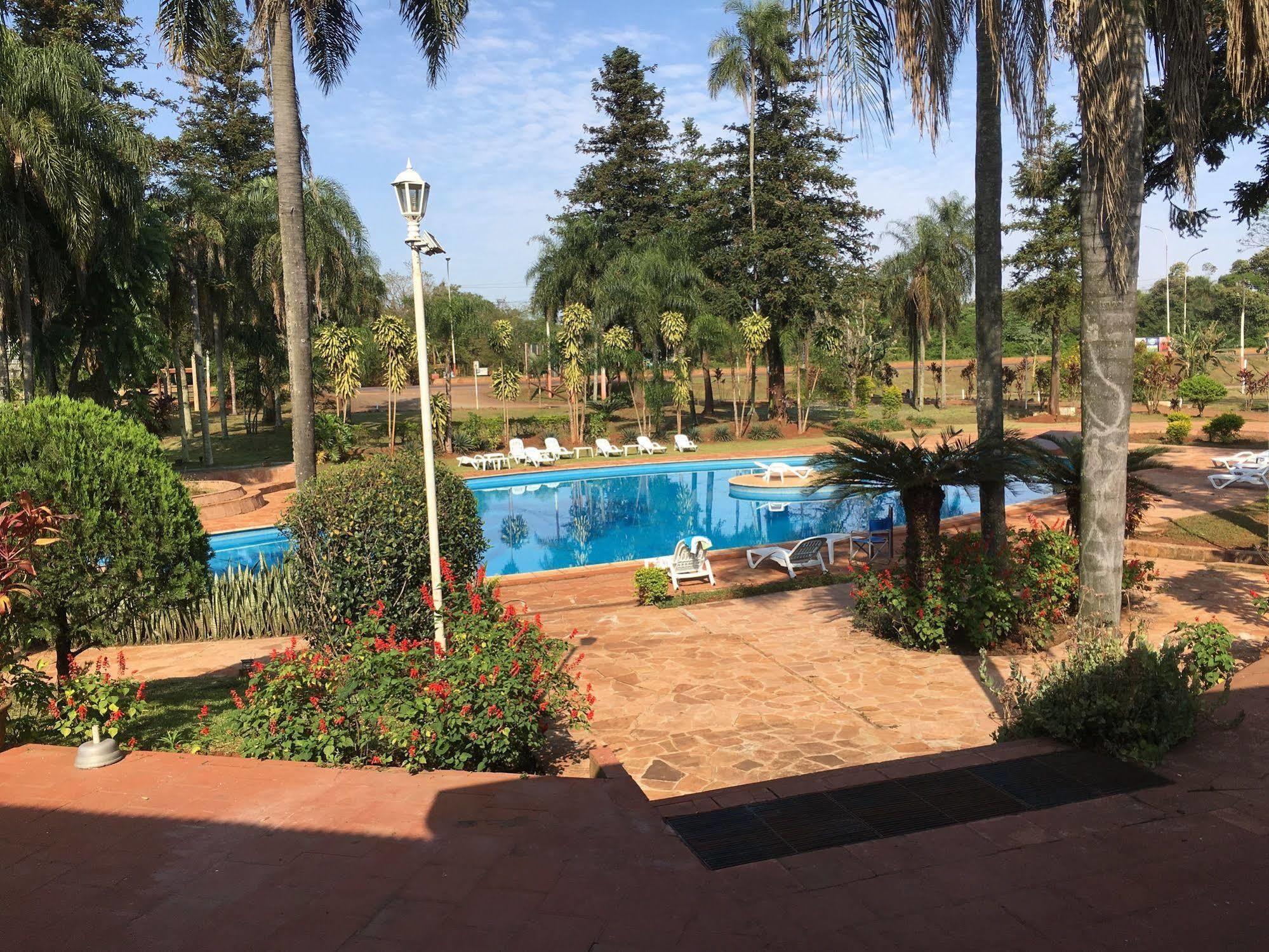 Iguazu Inn Hostel Puerto Iguazú Dış mekan fotoğraf