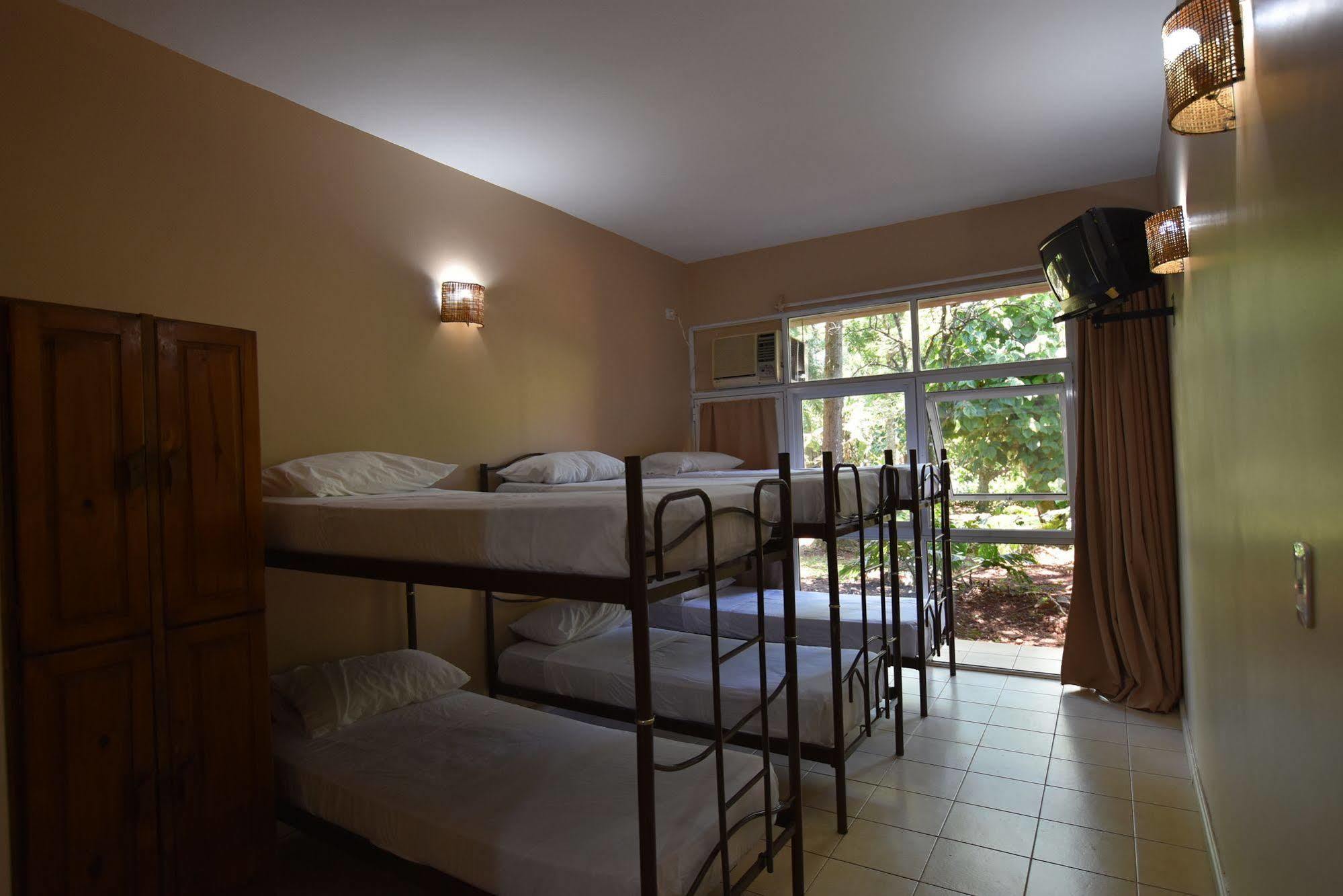 Iguazu Inn Hostel Puerto Iguazú Dış mekan fotoğraf