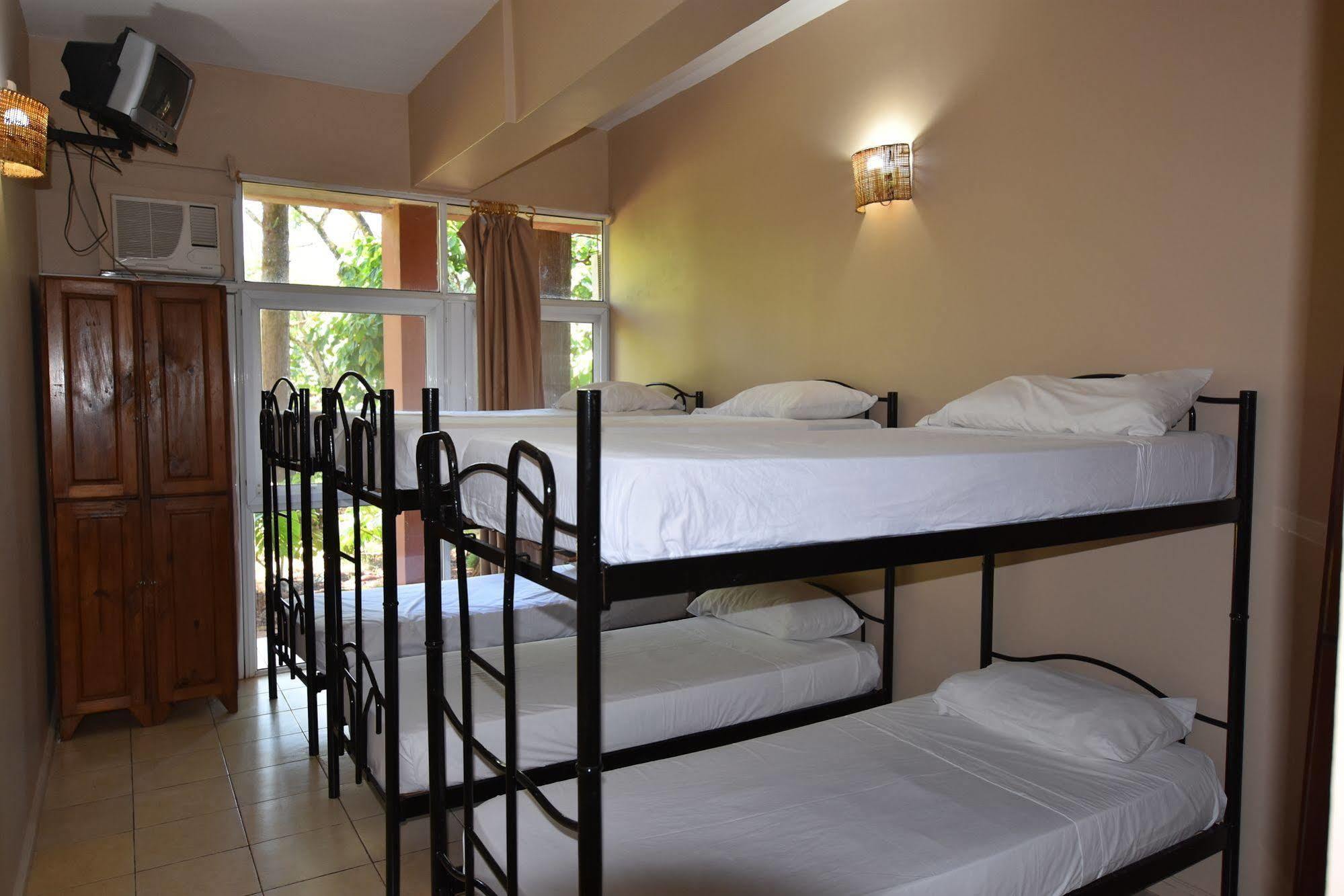 Iguazu Inn Hostel Puerto Iguazú Dış mekan fotoğraf